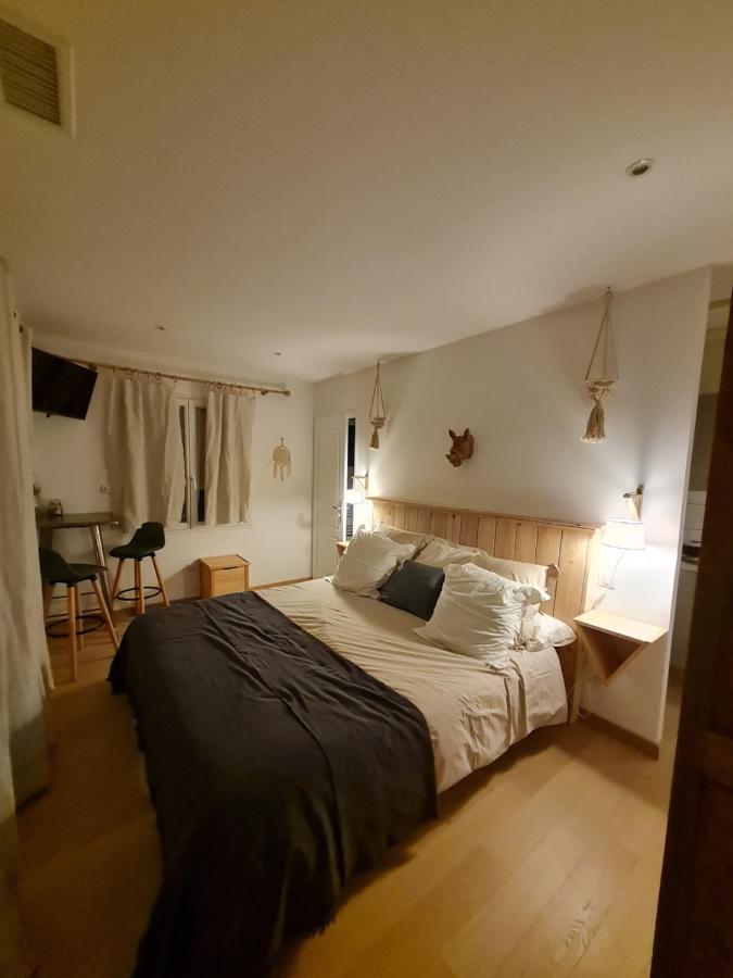Oxpira Apartment Palaja Екстериор снимка