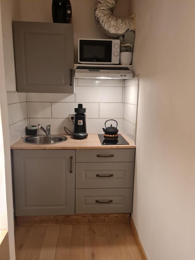 Oxpira Apartment Palaja Екстериор снимка