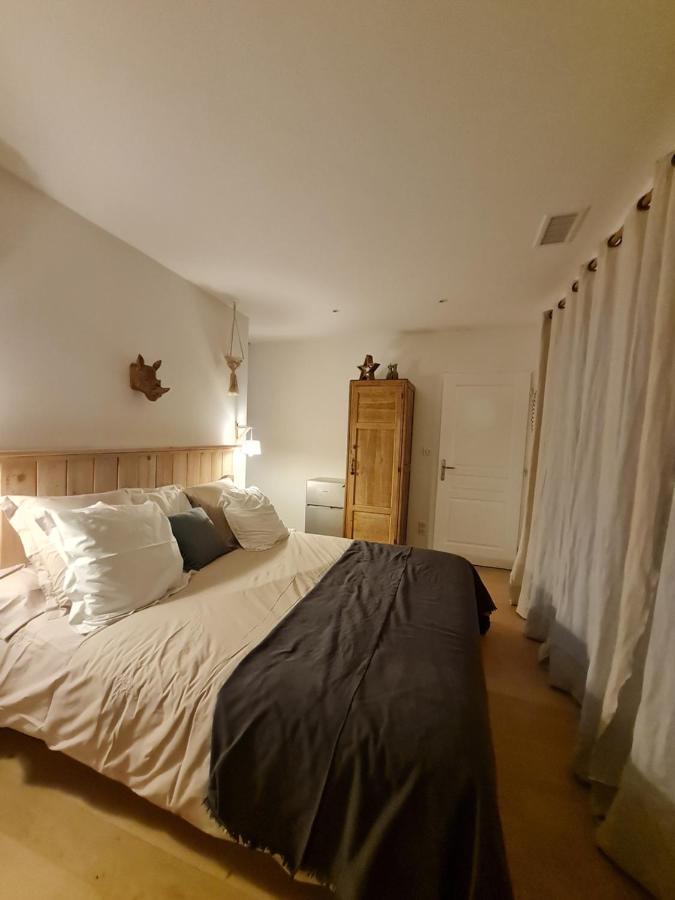 Oxpira Apartment Palaja Екстериор снимка
