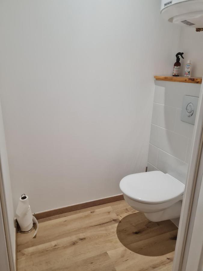 Oxpira Apartment Palaja Екстериор снимка